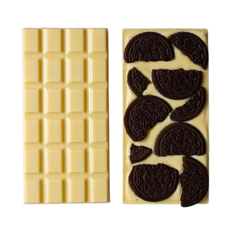 טבלת שוקולד לבן עם עוגיות אוריאו Mokaya