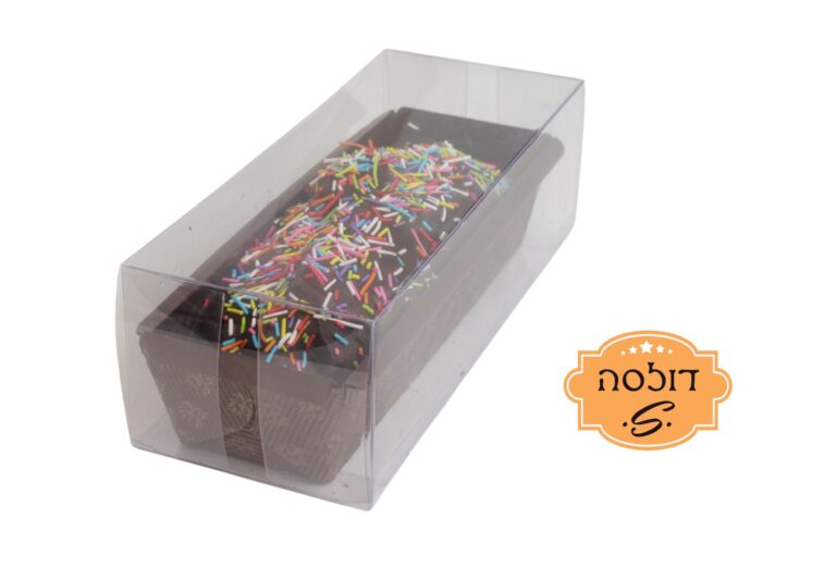 עוגה בחושה בציפוי שוקולד